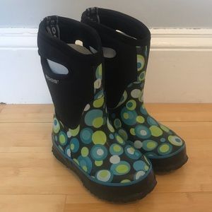 Children’s BOG boots, youth 9